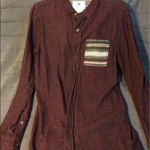 Men’s casual maroon and black shirt